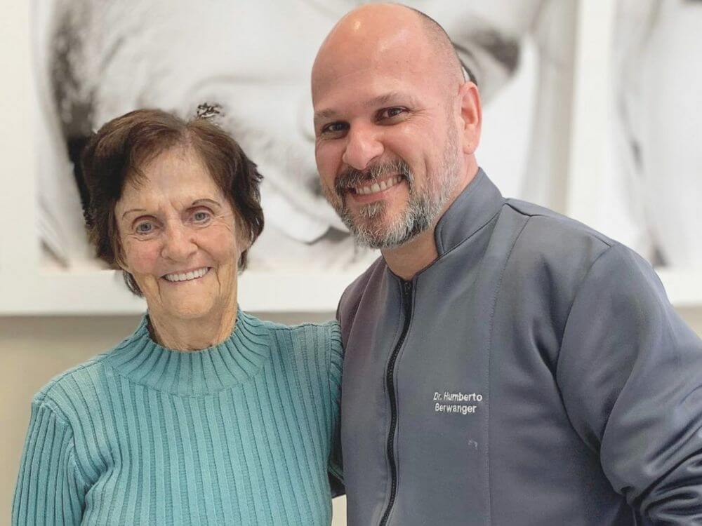 Implantes Dentários - Dr. Humberto Berwanger - Cirurgião-dentista 23 73
