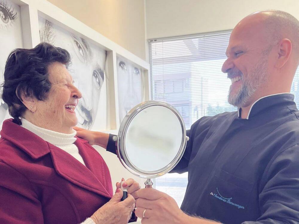Implantes Dentários - Dr. Humberto Berwanger - Cirurgião-dentista 28 75