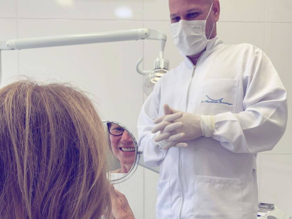 Implantes Dentários - Dr. Humberto Berwanger - Cirurgião-dentista 24 71